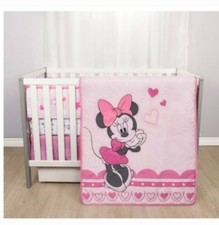 Disney Minnie Mouse Infant Comforter
