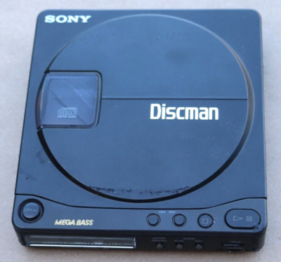 ソニー　discman　D−E900　管理ナンバー4748 ソニー discman D−E900 管理ナンバー4748 Sony D-E905 CD Player High