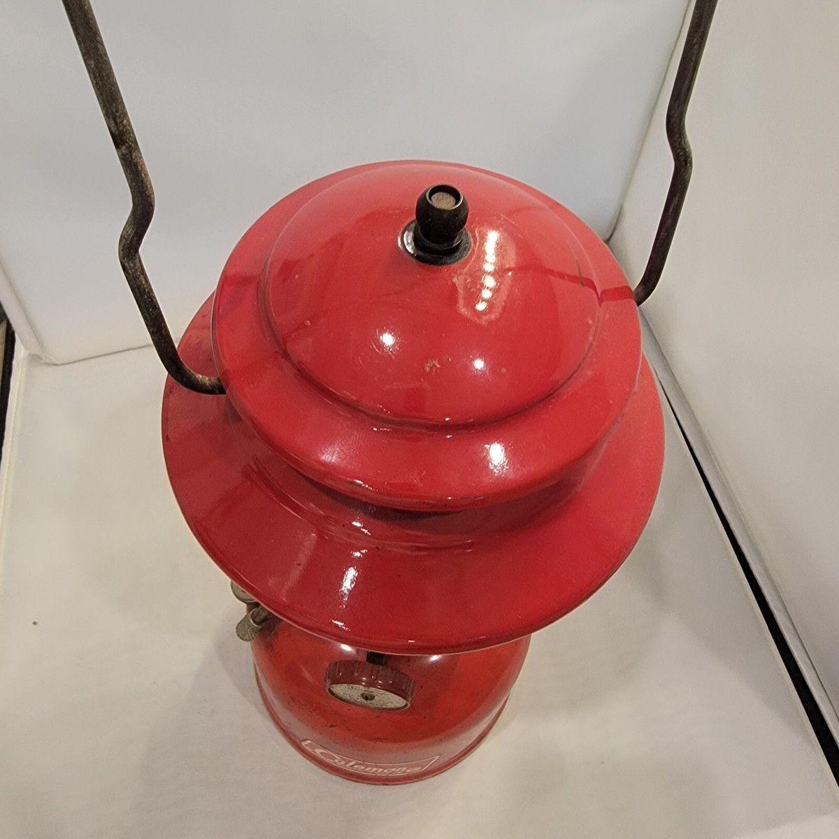 VINTAGE 1967 COLEMAN 200A RED SINGLE MANTLE LANTERN 3-67 S2 VINTAGE 1967 COLEMAN 200A RED SINGLE MANTLE LANTERN 3-67 S2
