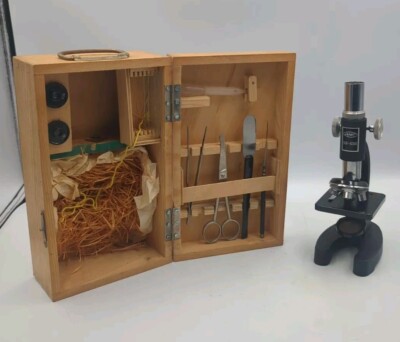 Small Vintage AMC Microscope 50x-600x + Accessories Tools & Box, Science, Lab