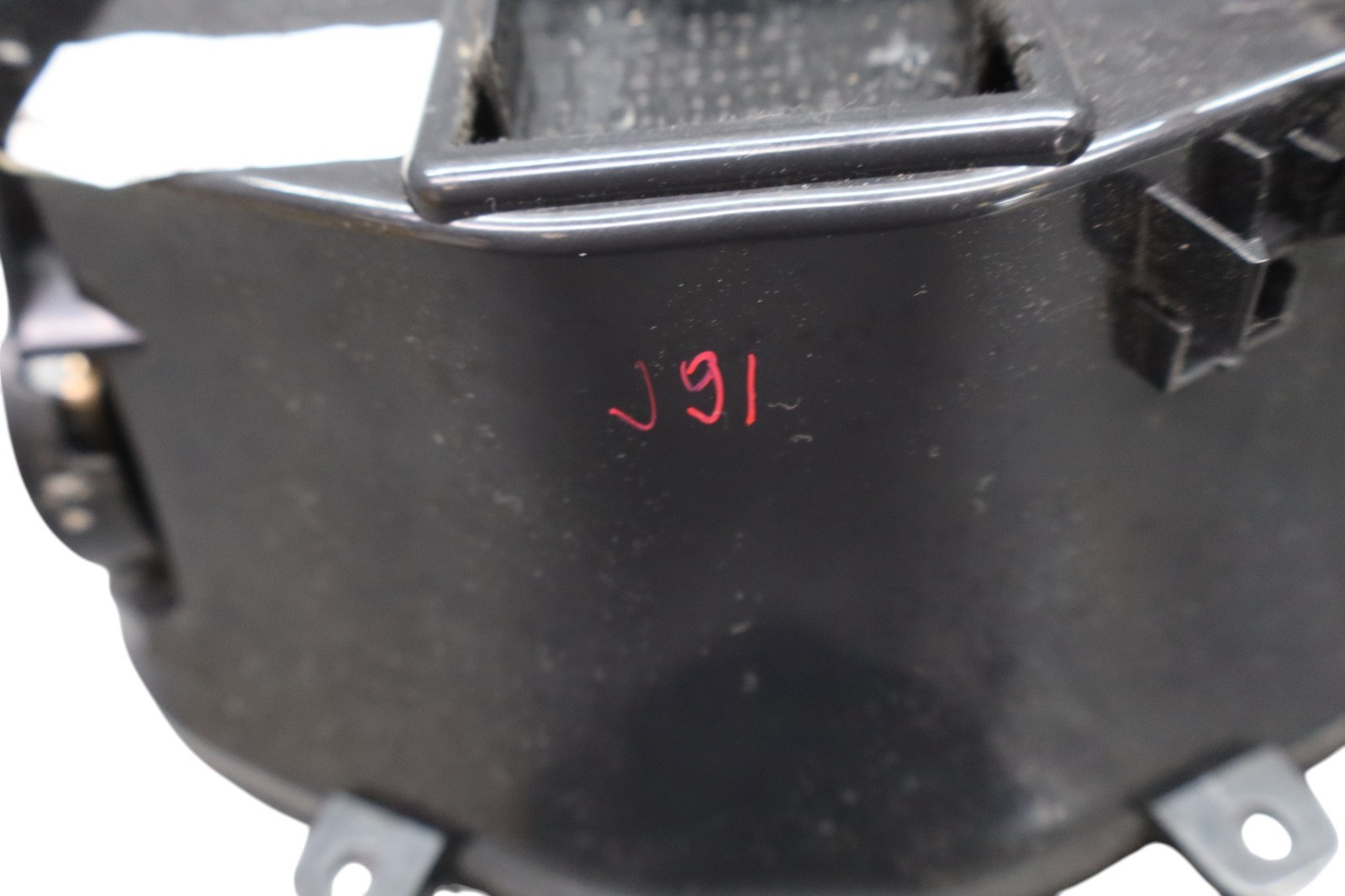 14-24 Maserati Quattroporte M156 Center Console Phone Holder Compartment Oem