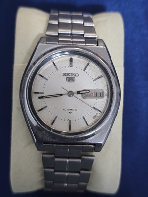 Vintage Seiko 5 Automatic Watch | Silver Dial Arabic Day-Date | Japan Made | Men