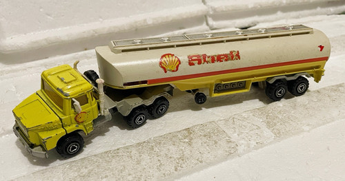 Majorette Scania Artic Petrol Tanker SHELL 1979 1/60 Scale ECH COMPLETE - GUC