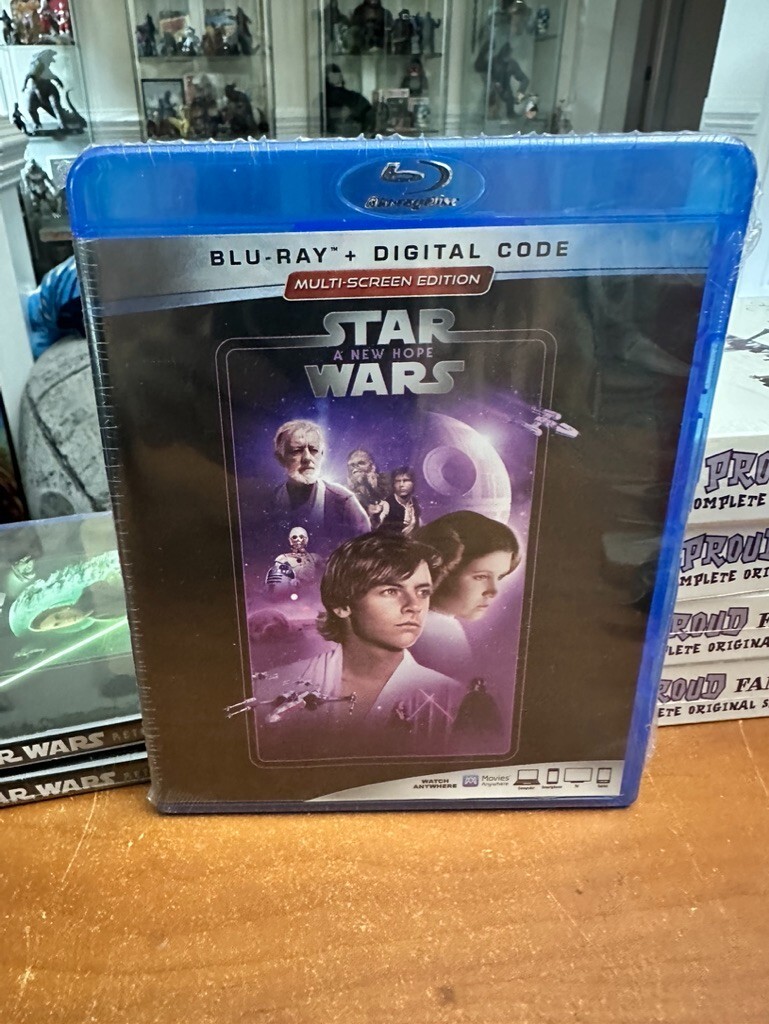 NEW Star Wars: Episode IV - A New Hope (Blu-ray + Digital)