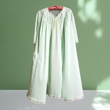Vtg Shadowline Pale Green Small Peignoir Set Rosebud Nylon Lace Nightgown Robe