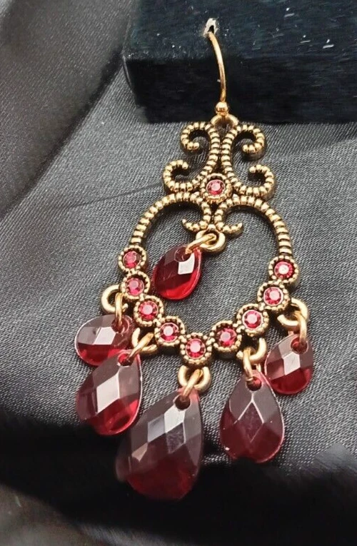 Pendientes lágrima roja NRT cuentas de cristal y facetados/antiguos tono dorado cuelgan Foto 3 de 4