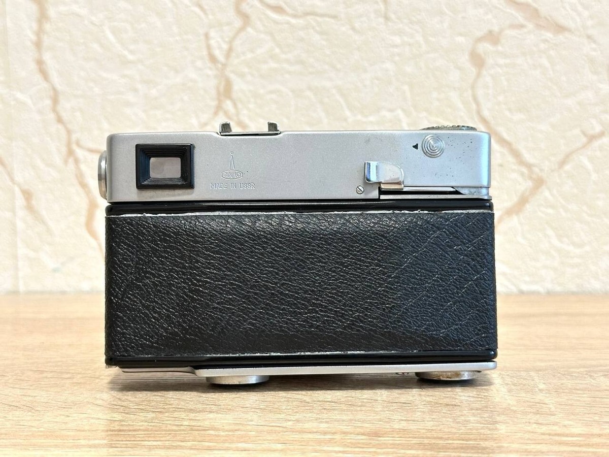 LOMO Sokol Automat Vintage 35mm Film Camera Lens Industar-70