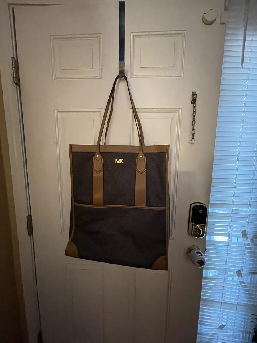 Michael Kors Signature Bay Tall Tote; Signature Brown Logo Print W/Acorn  Trim