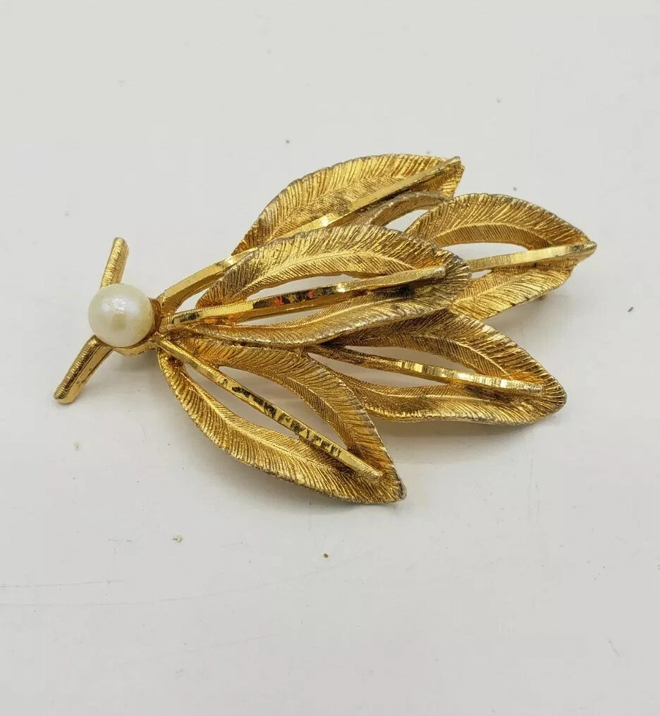 Bsk brooch hotsell