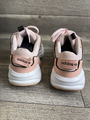 adidas gazelle silver green womens adidas Originals Magmur Runner W Pink