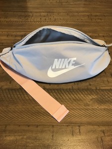 women's nike fanny pack