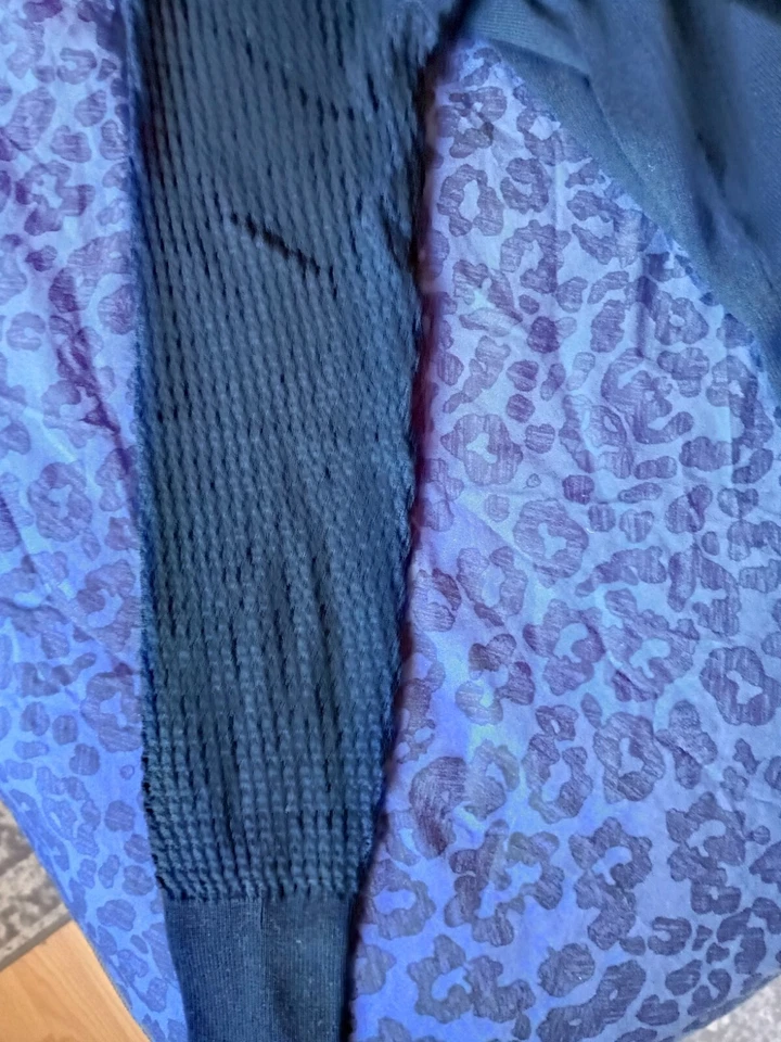 H&M Maternity Black Knitted Top UK Size: Large - Image 3 of 4