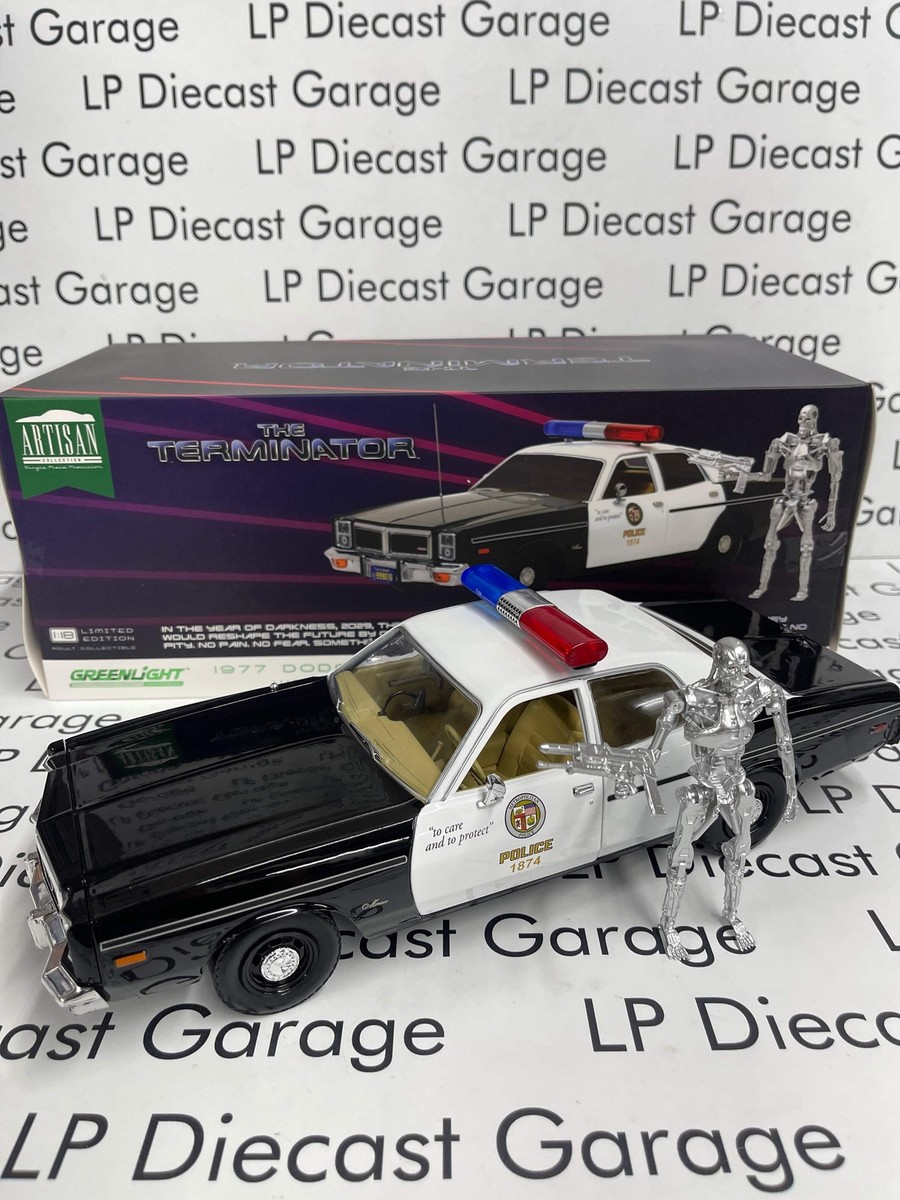 GREENLIGHT 1977 Dodge Monaco Metropolitan Police Terminator 1:18