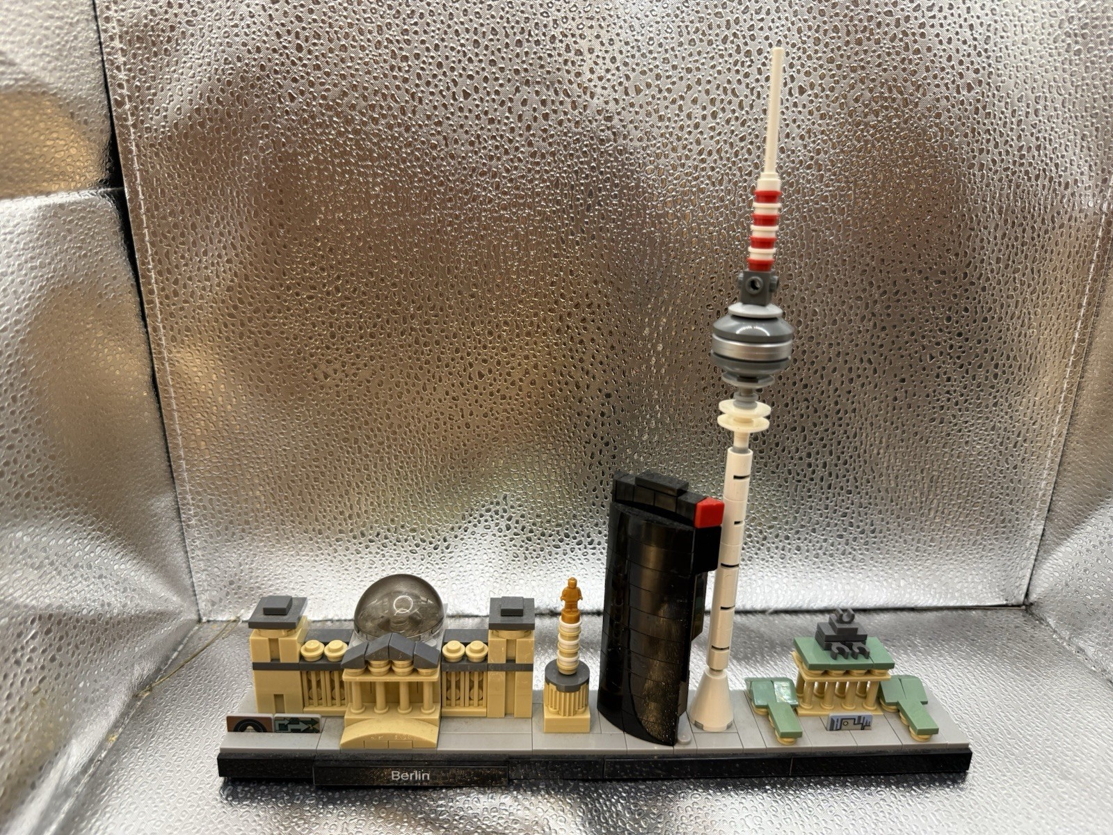 LEGO ARCHITECTURE: Berlin 21027 Displayed Only 100% Complete Excellent Condition