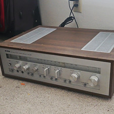 Yamaha CR-820 Natural Sound Stereo Receiver - Vintage Silver Face Wood Case