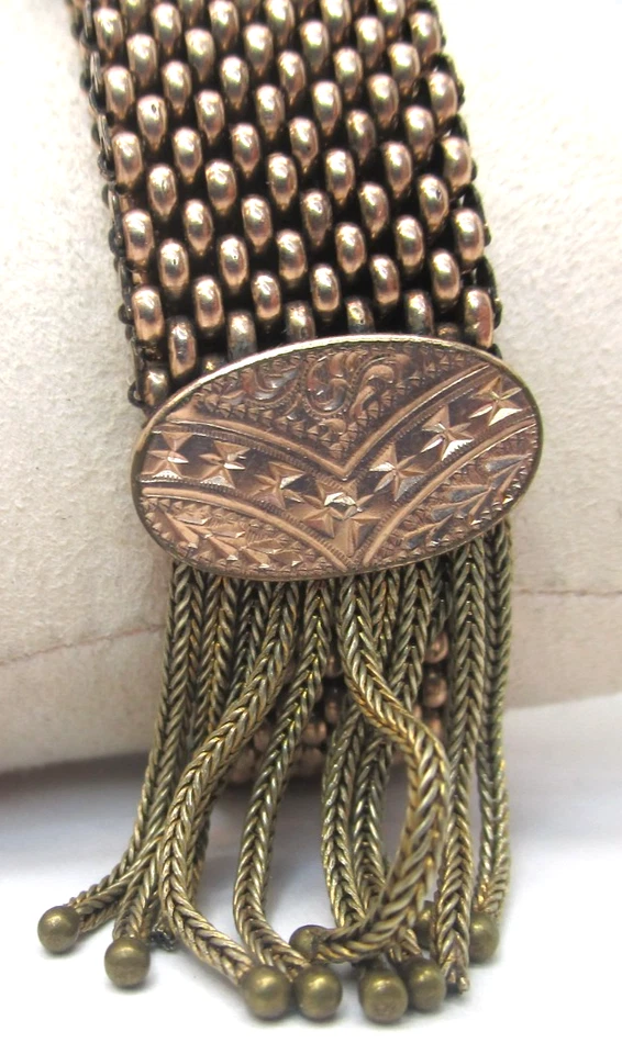 Pulsera Victoriana Tejida Deslizable Llena de Oro Trabajo Grabado a Mano Flecos Borla Foto 4 de 4