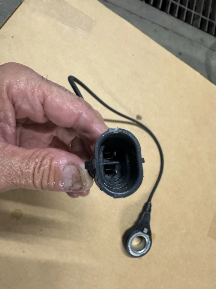 2009-2023 Harley Davidson Street Road Glide Rear Back Wheel ABS Brake Sensor  R1 - Image 4 of 4