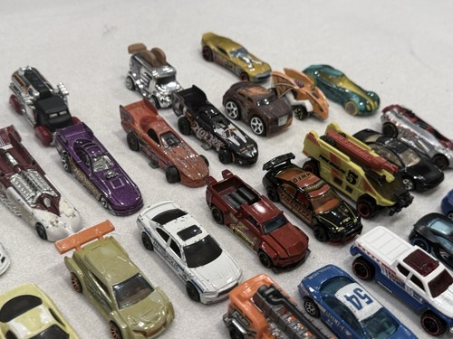 Huge 250 Car Hot Wheels Lot โ Exotics, Vintage, JDM, Treasure Hunts, Redline+ ๐คฏ - Picture 12 of 24