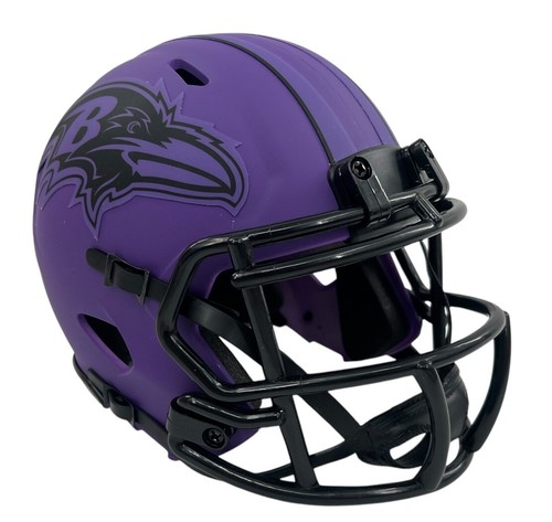 Derrick Henry Signed RAVE Mini-Helmet BAS Beckett Witnessed - Picture 4 of 10