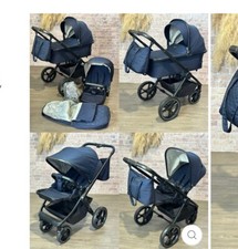 vinicci pram titinum 2.0 blue. Good condition with extra items