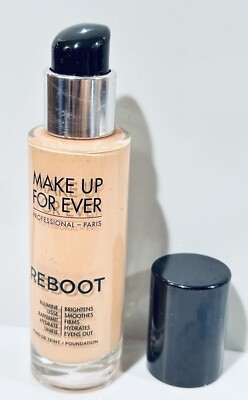 Make Up For Ever Reboot Active Care Foundation # Y340  1.01fl.oz not Sealed