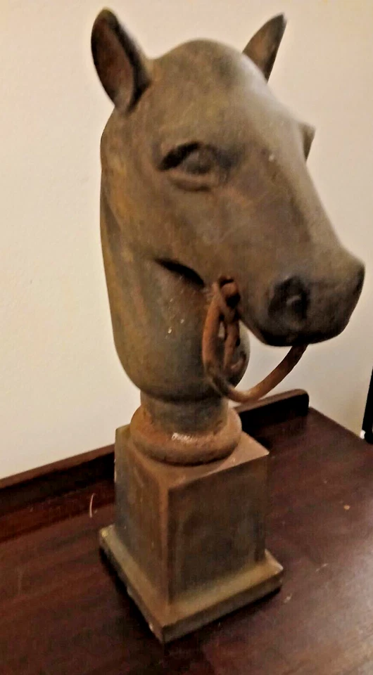 罕见古董铸铁马头挂柱上衣 — 第 3/4 张图片