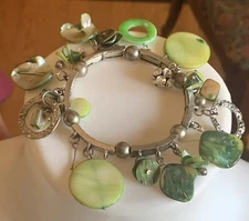 MOP  Flower Died Green Mother Of Pearl Abalone Shell Stretch Bracelet  CRF3 -33