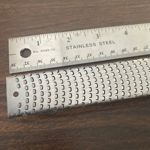 Microplane Classic Stainless Steel Zester and Cheese Grater - Black - Picture 4 of 4