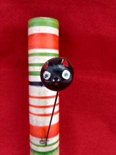 Noisemaker Whistle Toy Wood Retro “Dog” & “Cat” Heads Vintage Blower - A - Picture 8 of 12