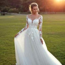 Round Neck A-line Applique Wedding Dresses Long Sleeve Tulle Floor Length