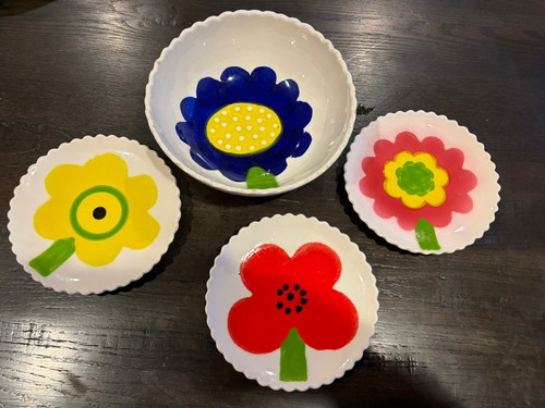 Vtg Ceramic Bowl And 3 Plates With Bold Colorful Flowers From Italy - Picture 1 of 15