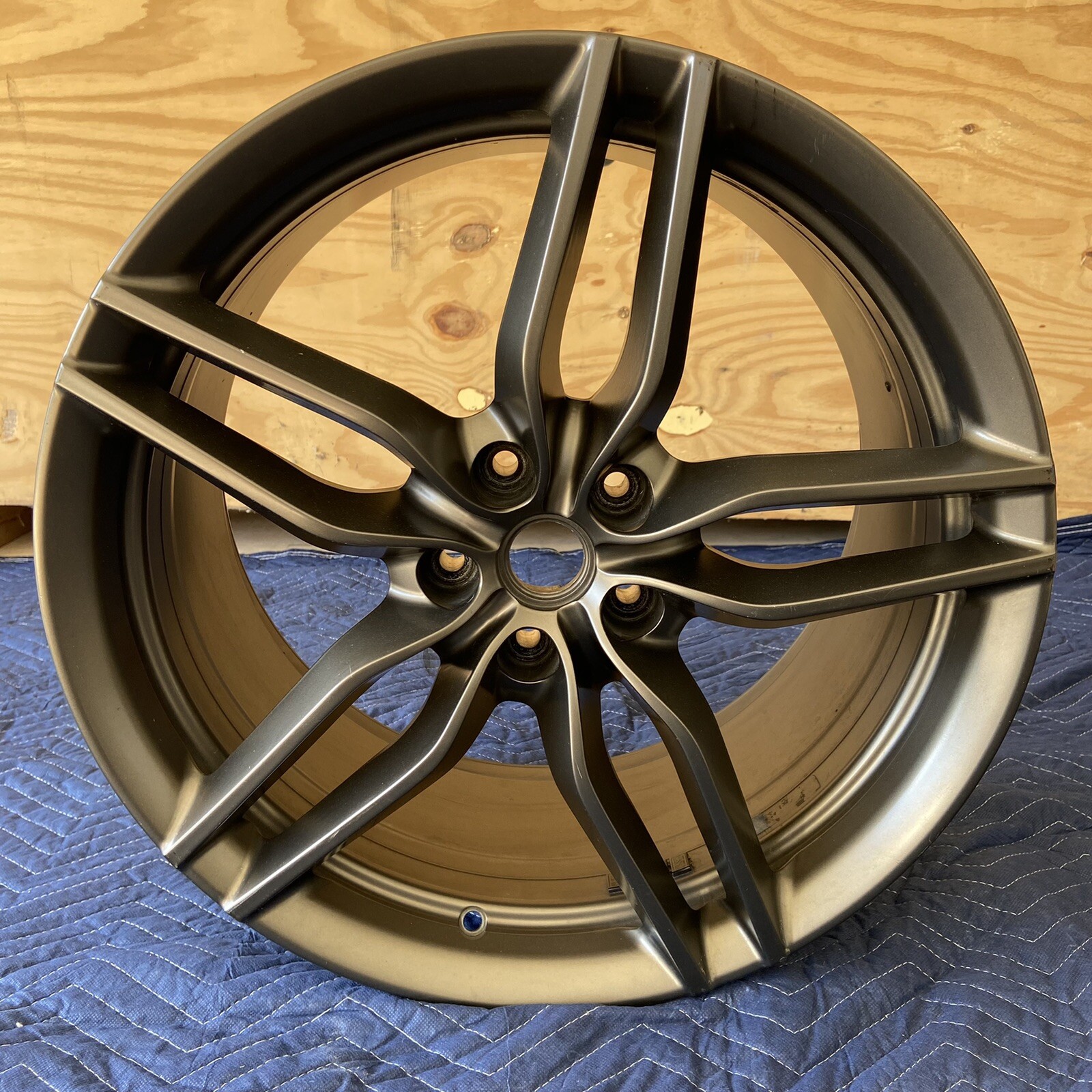 Ferrari FF Rear 20X10.5 Inch Forged Wheel Rim 280506 OEM Genuine DM0523B