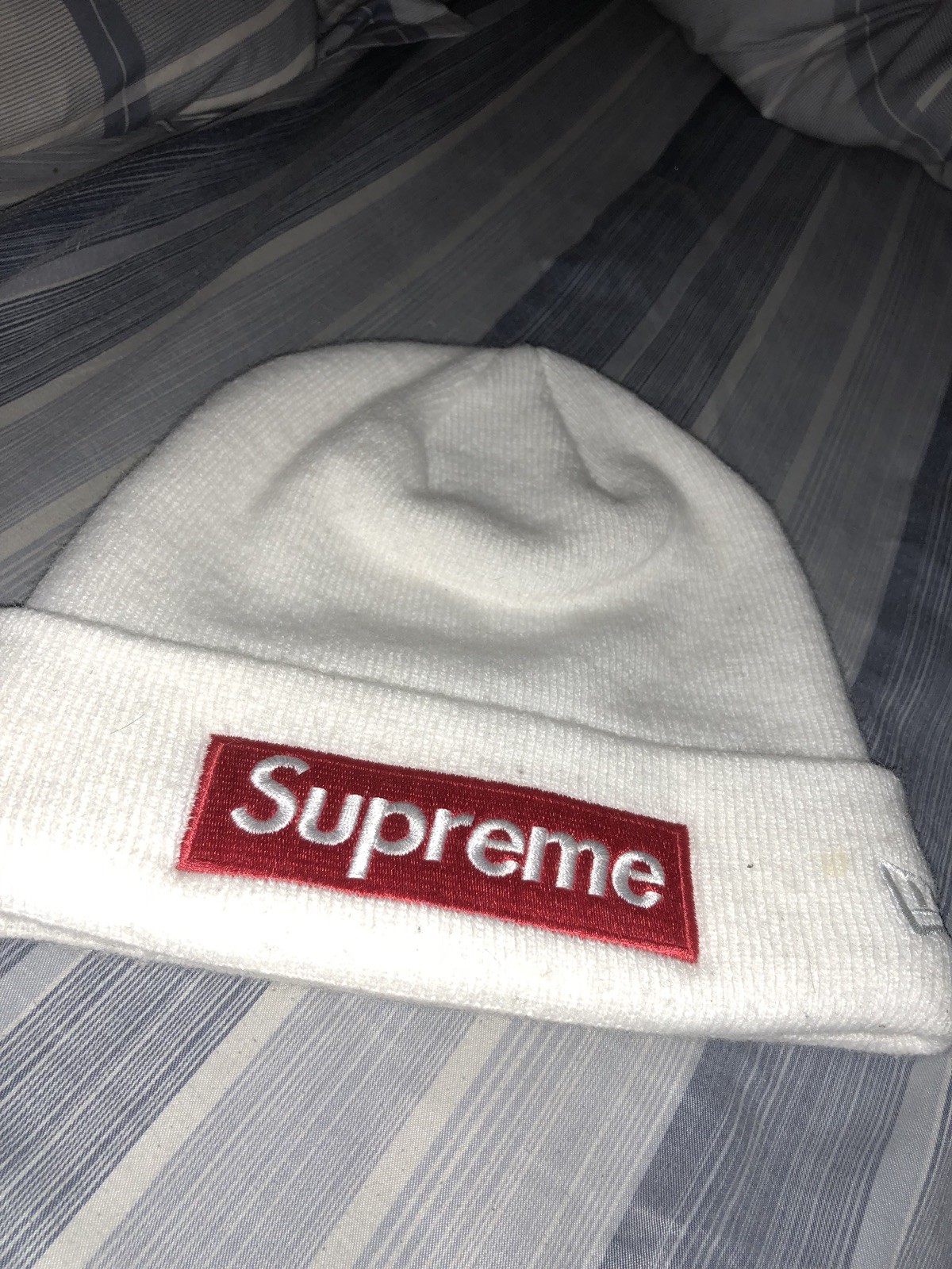 Купить Supreme Bundle (Includes: Supreme x New Era Beanie на Аукцион из  Америки с доставкой в Россию, Украину, Казахстан