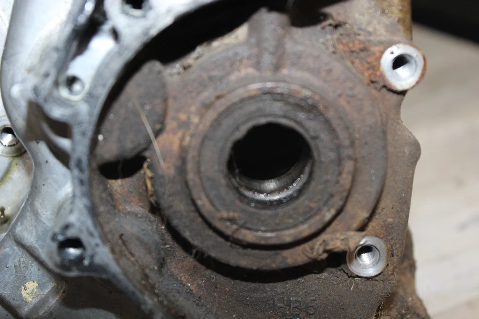 1987 Honda Fourtrax 125 Trx125 2x4 Engine Motor Crankcase Crank Cases Block - Image 3 of 4