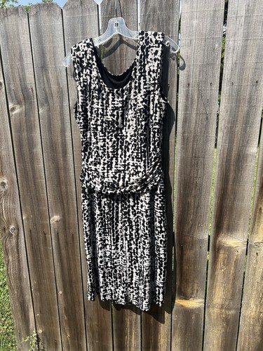 Nine West Contour Waist Fitted Padded Sleeveless Dress Black / White Size 14 - Picture 3 of 5