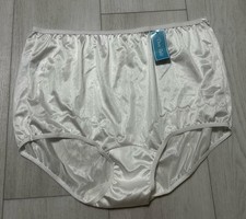 NWT Dixie Belle Vintage Nylon Panties Sz 13 White Scalloped Leg Style 719