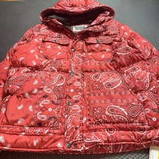Levi's Puffer Jacket Paisley Bandana Winter Coat Hooded Adult Medium/Large NWT