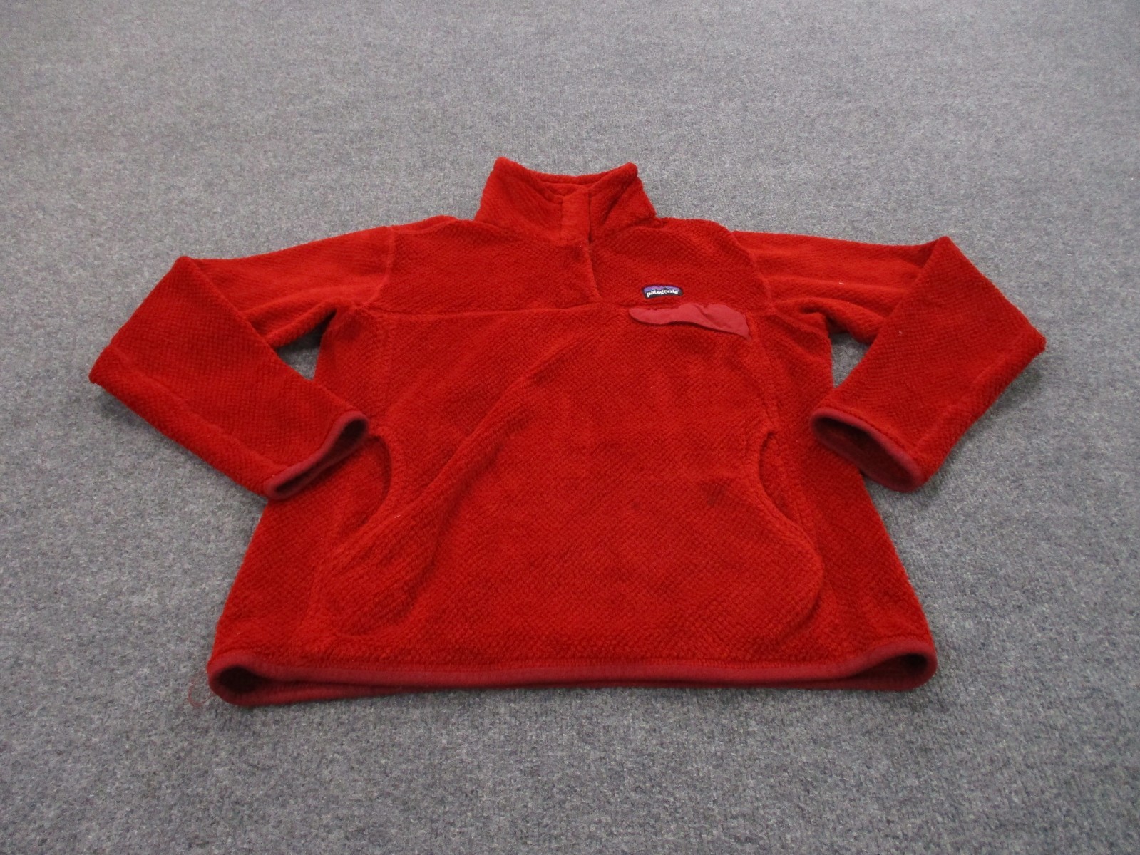 Patagonia Jacket Womens M Red Snap T Fleece Fuzzy Sweater Outdoors Camping Logo