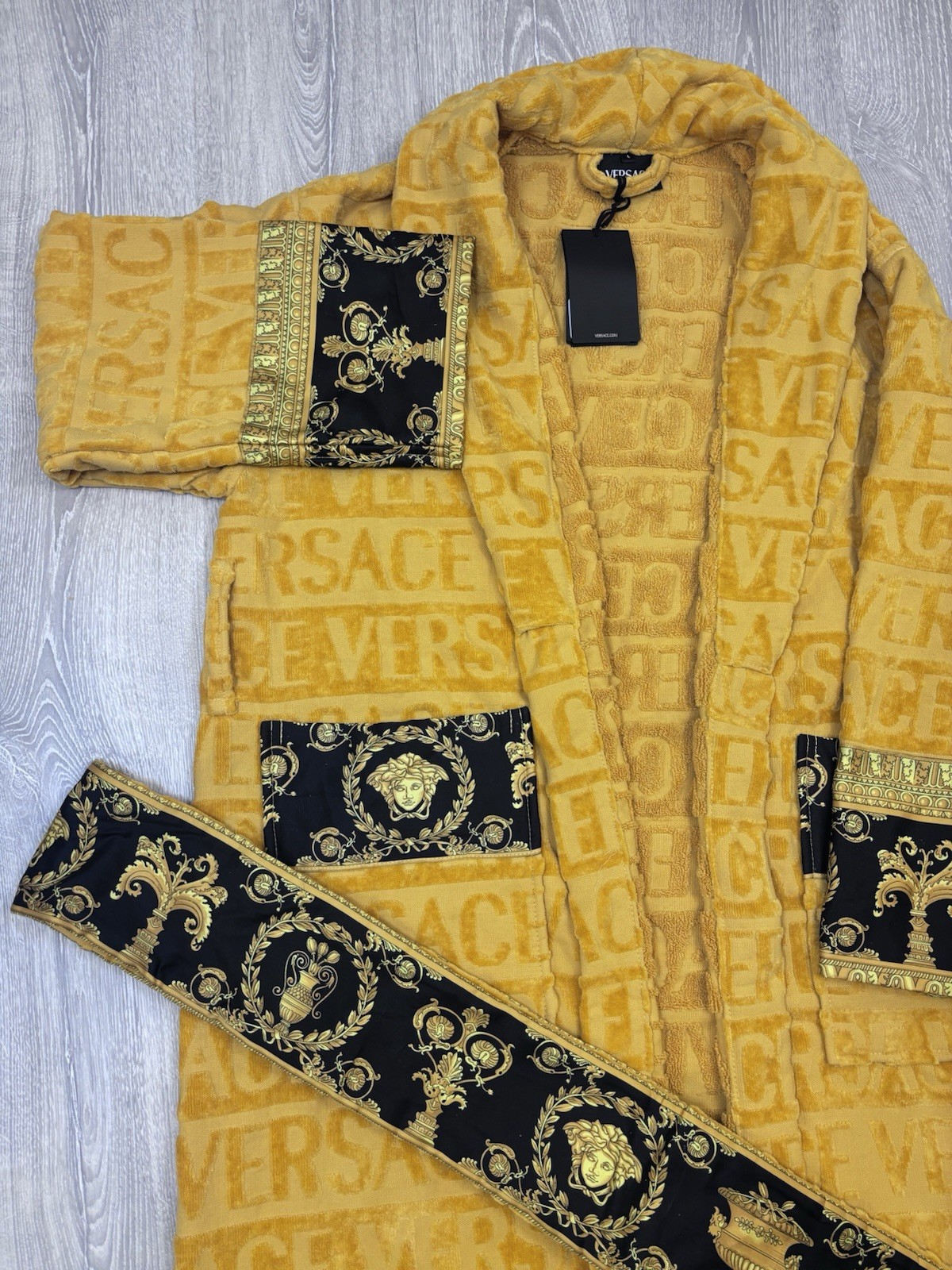 Picture 4 of 11