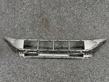 MERCEDES C-KLASSE W206 AMG Mittlere Stoßstangenabdeckung vorne schwarz