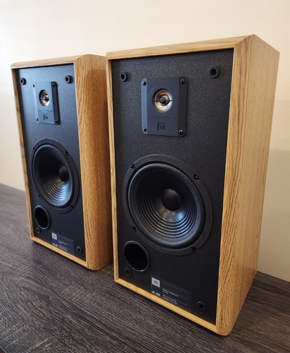 JBL 2600 Bookshelf Speakers - Titanium Tweeters, 6.5" Woofers - AWESOME Sound! - Picture 8 of 19