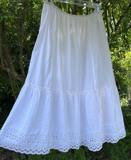 Vintage Eyelet Skirt White Cotton Pink Ribbon 60s 70s Summer Cottage Prairie Lge