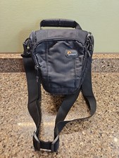 Lowepro Toploader Zoom 45 AW compact case Black Shoulder strap