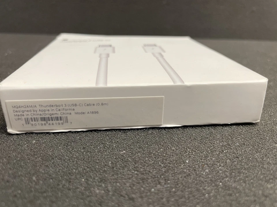 Новый Apple Thunderbolt 3 (USB-C) кабель данных (белый) - коробка открыта MQ4H2AM/A 0,8 м - Изображение 2 из 4