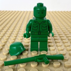 LEGO Toy Story: Green Army Man, RIFLE, BASE, toy001, 7595, ON PATROL, 2010