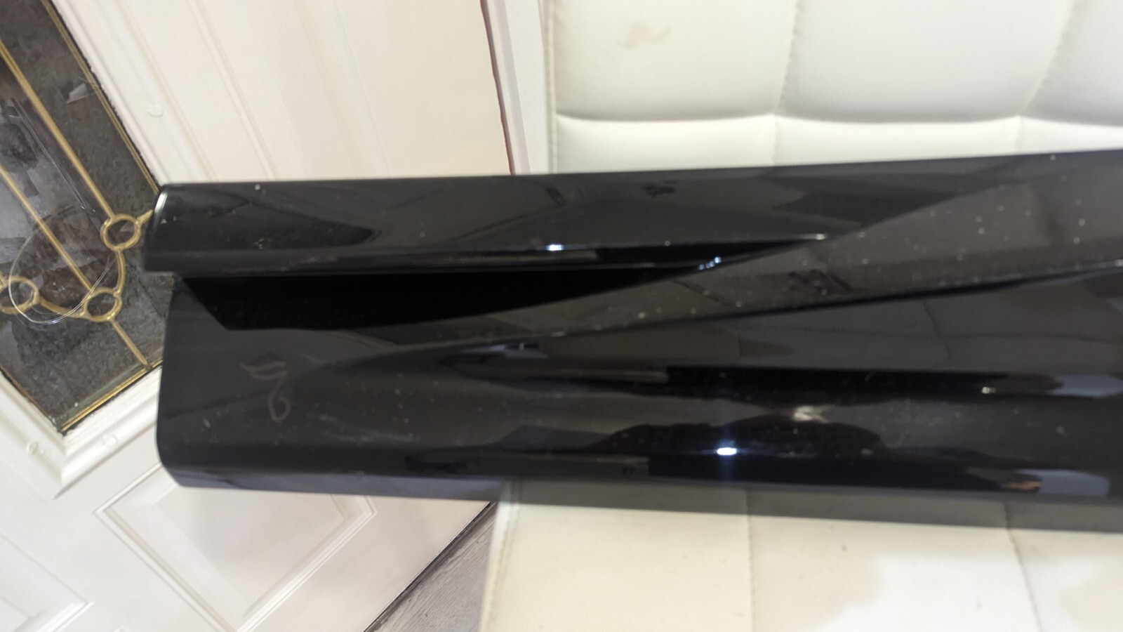 ASTON MARTIN DBX DOOR MOLDING LEFT DRIVER REAR 2021 2022 2023 MY83-23935-AA OEM