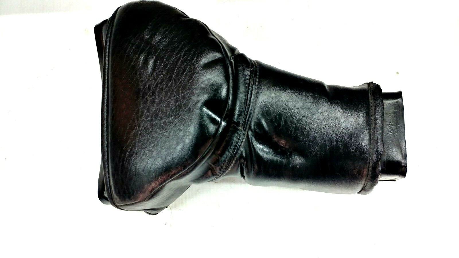 65 - 80 ROLLS ROYCE SILVER SHADOW HEATER BLOWER  BOOT LEFT SIDE