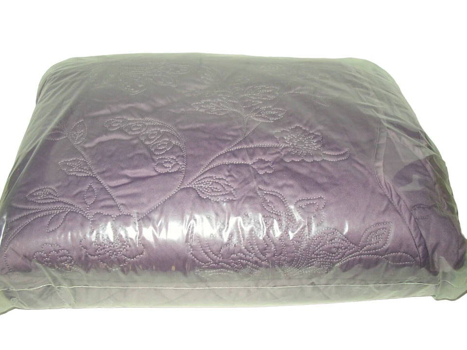 Colcha acolchada Martha Stewart enrejado con flores DOBLE 80x110, iris nueva sin etiquetas Foto 4 de 4