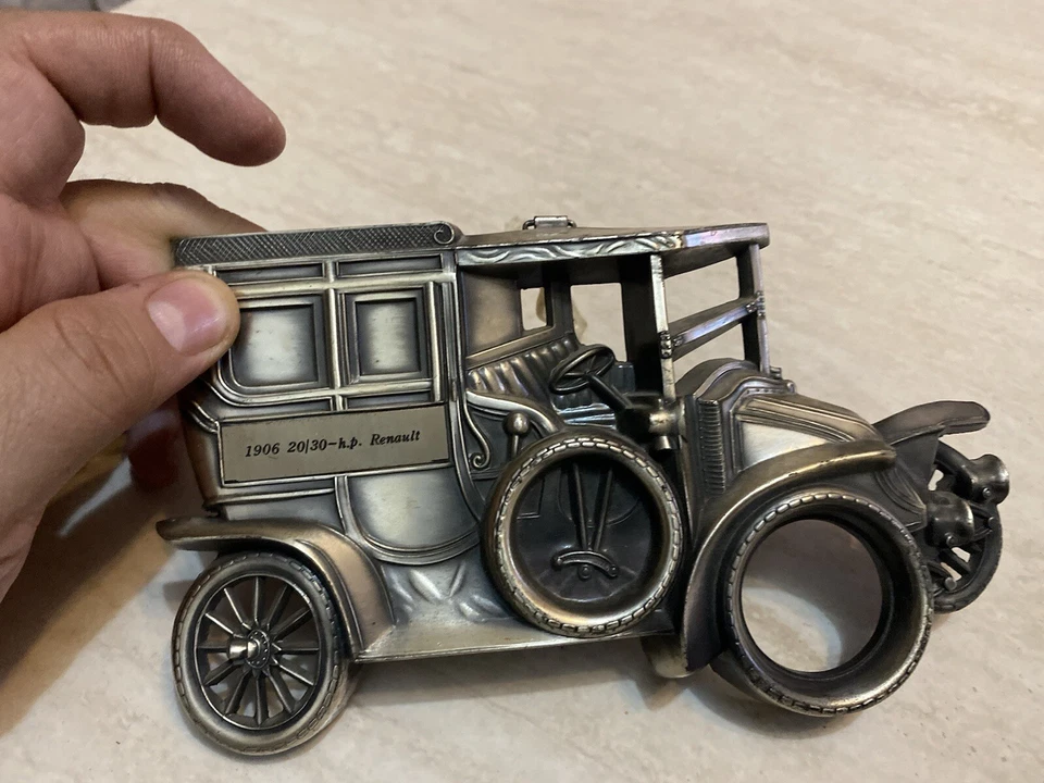 Modellino piatto in metallo da appendere Renault 1906 20/30 H.P 19x9 collezione - Immagine 3 di 4