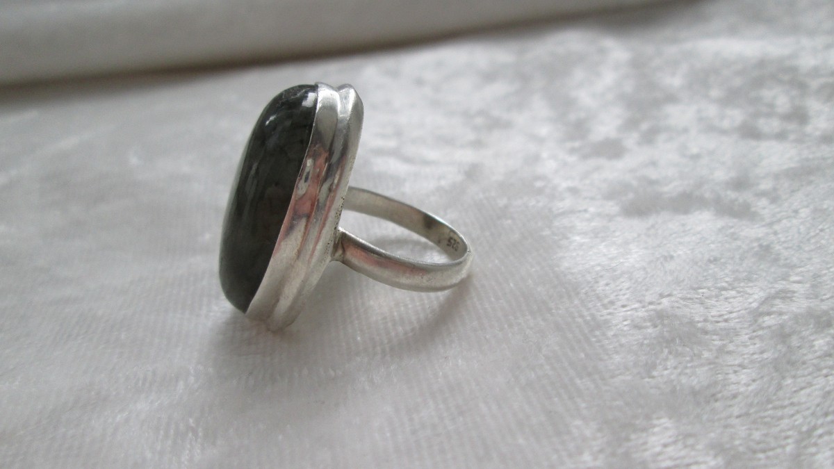 Bague Vintage En Argent Massif 925 Sertie D'une Labradorite - Taille 53 - Occasion